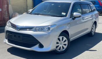 2016 Toyota Corolla fielder Hybrid full