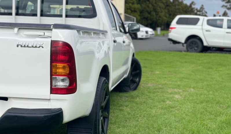 2008 TOYOTA HILUX MANUAL full